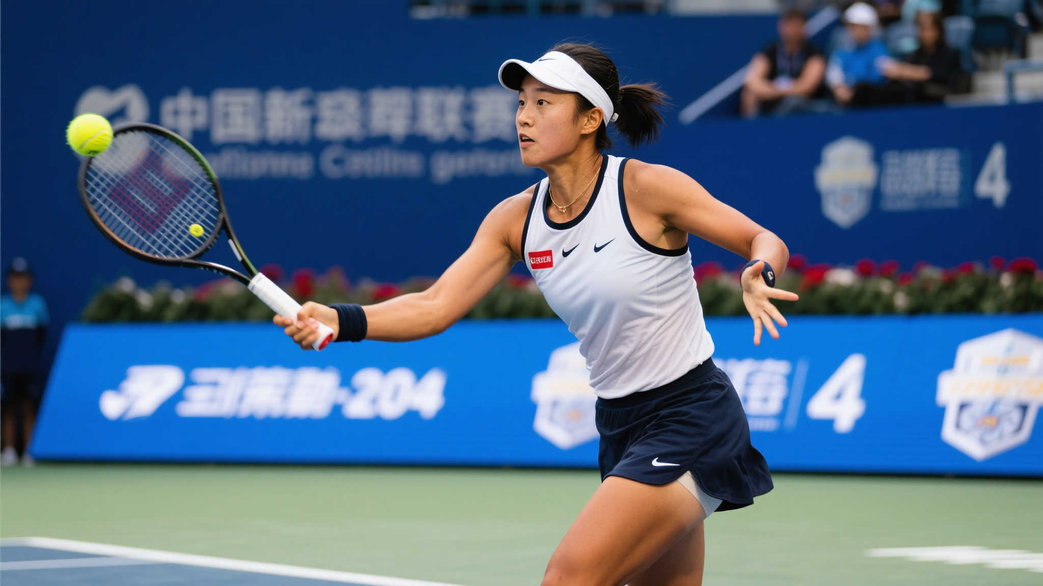 女子网坛前十风云：郑钦文、高芙、萨巴伦卡、斯瓦泰克排名起伏谁更焦虑？